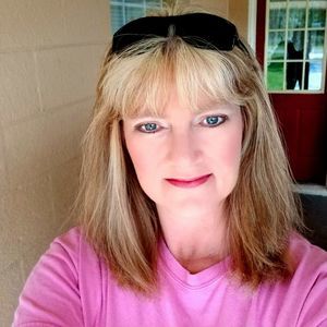 Meet your Posher, Peggy